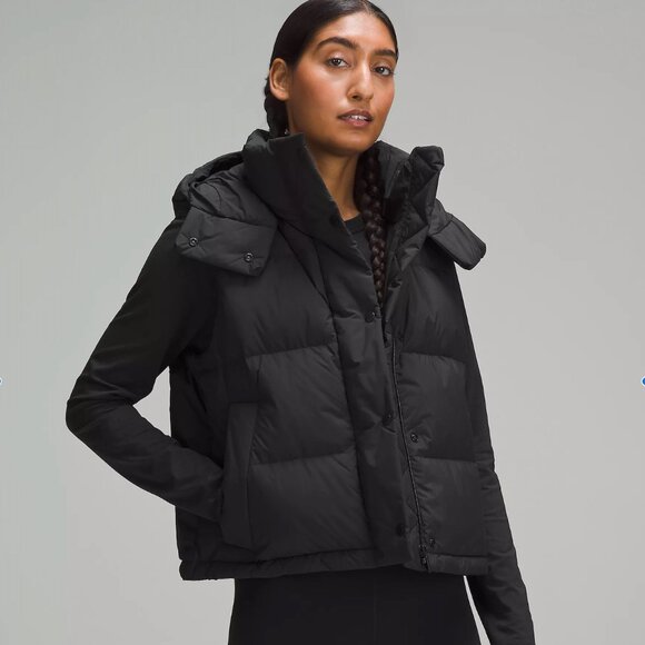 ⭐️HOST PICK⭐ Lululemon X Vancouver Canucks: Ladies Wunder Puff Cropped Orca Vest - Picture 13 of 16